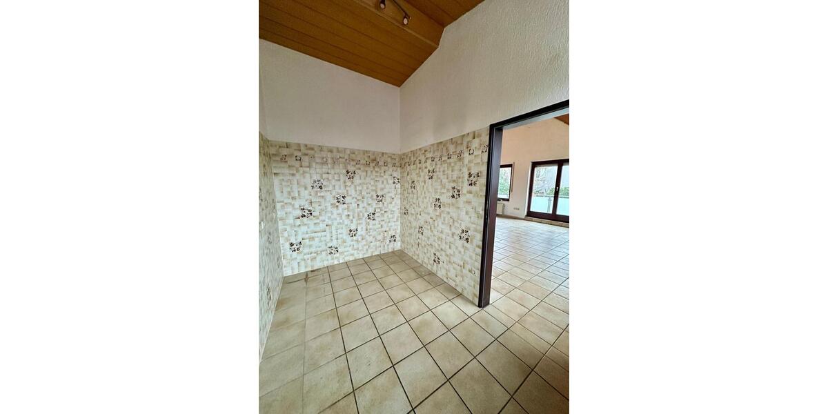 Einfamilienhaus Bochum Bochum-Südwest - 2 Zimmer, 100 m&sup2;, 1.090&euro; | Angebot:25084822