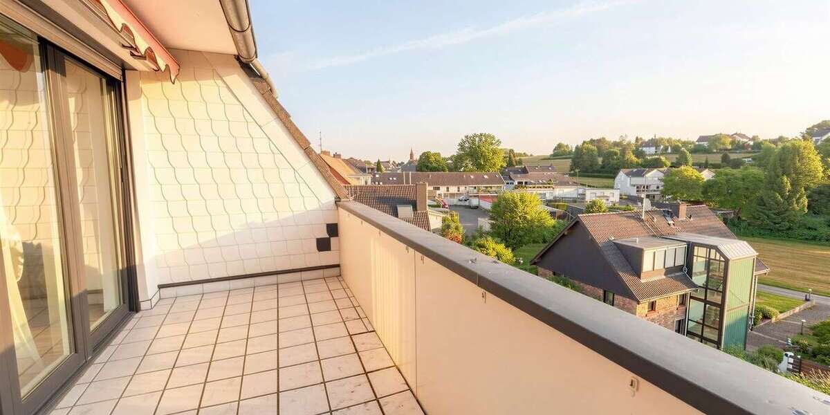 Maisonette-Traum in Burgaltendorf: 148 m², Balkon, Grünblick und viel Platz - Maisonettenwohnung Essen Stadtbezirk VIII | Angebot:26957680