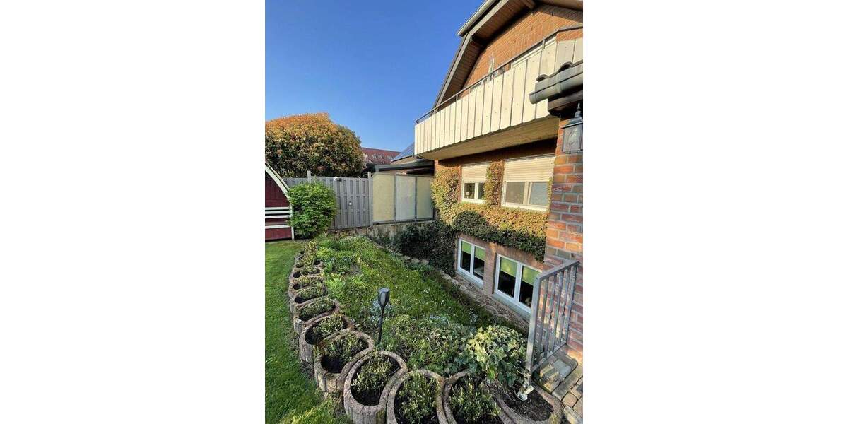 Doppelhaushälfte Alpen - 8 Zimmer, 222 m&sup2;, 599.000&euro; | Angebot:25303450