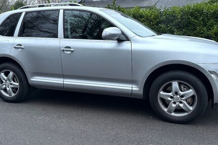 Porsche Cayenne 301.121 km 6.890 &euro; Essen 45356