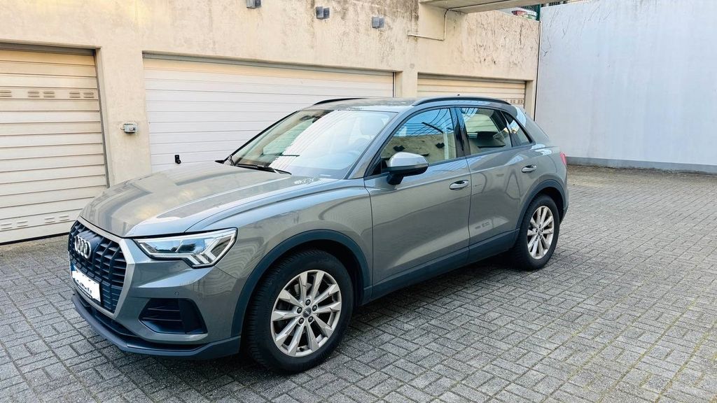 Audi Q3 88.800 km 23.900 &euro; Moers 47441