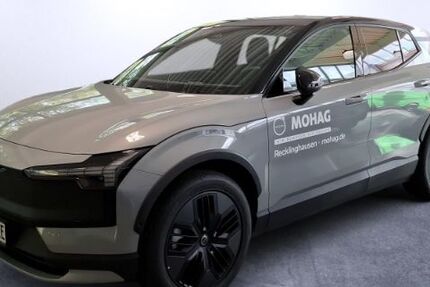 Volvo EX30 4.900 km 51.880 € Recklinghausen 45659