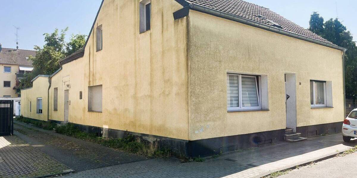 Etagenwohnung Mülheim an der Ruhr Styrum - 5 Zimmer, 111 m&sup2;, 170.000&euro; | Angebot:25747664