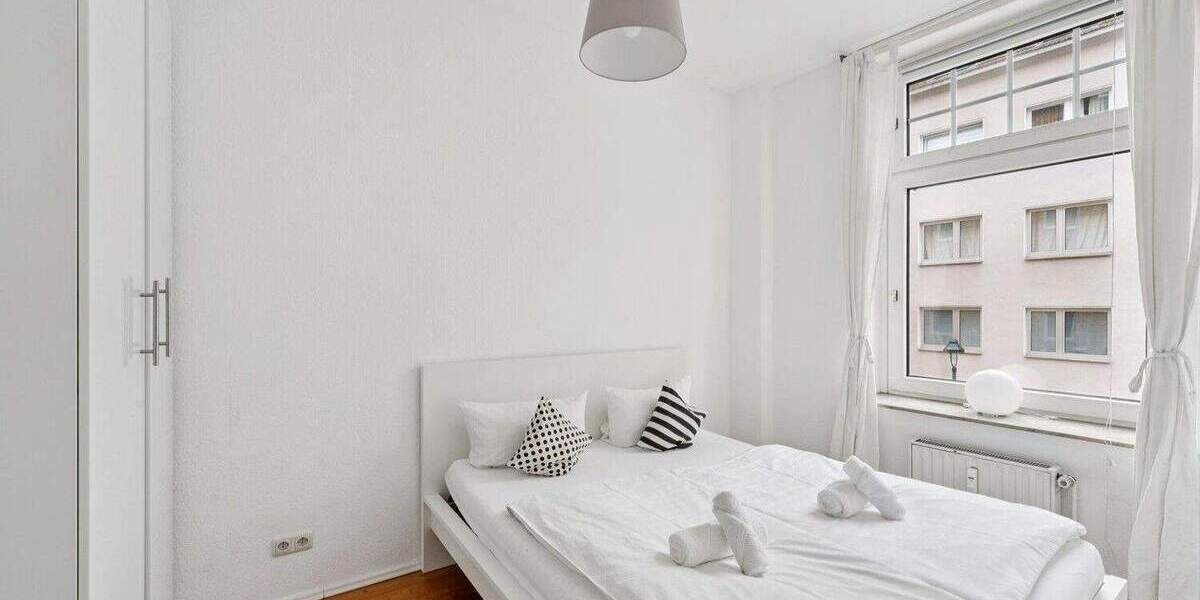 Etagenwohnung Düsseldorf Oberbilk - 2 Zimmer, 38 m&sup2;, 215.000&euro; | Angebot:25213913
