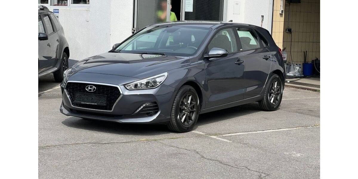 Hyundai i30 70.000 km 14.800 &euro; Essen 45139
