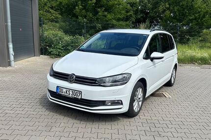 VW Touran 192.800 km 13.400 &euro; Duisburg 47279