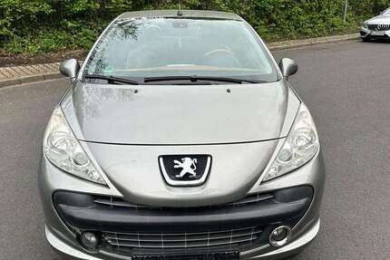 Peugeot 207 103.000 km 4.600 &euro; Düsseldorf 40231