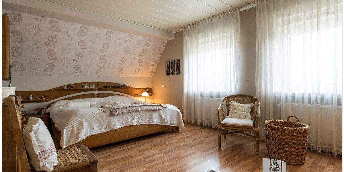 Einfamilienhaus Voerde (Niederrhein) Friedrichsfeld - 5 Zimmer, 146 m&sup2;, 428.000&euro; | Angebot:25247684