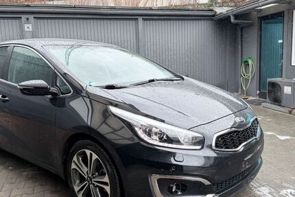 Kia ceed / Ceed 118.000 km 8.999 &euro; Mülheim an der Ruhr 45468