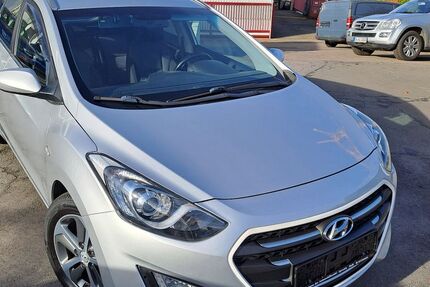 Hyundai i30 162.400 km 7.900 &euro; Sprockhövel 45549
