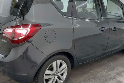 Opel Meriva 97.500 km 7.499 &euro; Bottrop 46236