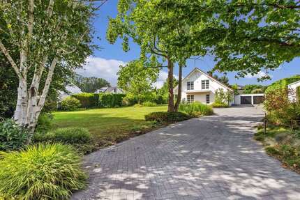 Haus zum Mieten in Meerbusch - Alt Meererbusch 9.300 € 300 m² 8 zimmer