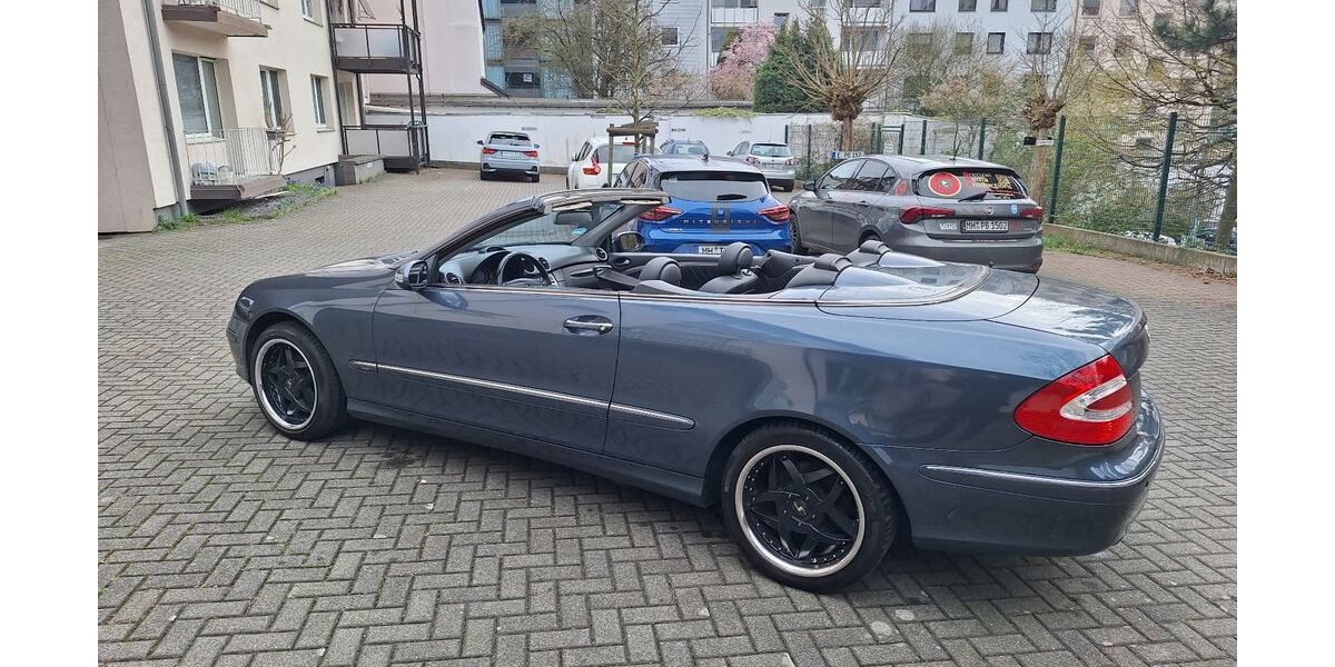 Mercedes-Benz CLK 320 399.177 km 4.650 &euro; Mülheim 45468