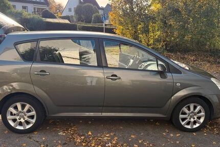 Toyota Corolla Verso 139.573 km 3.999 € Essen 45277