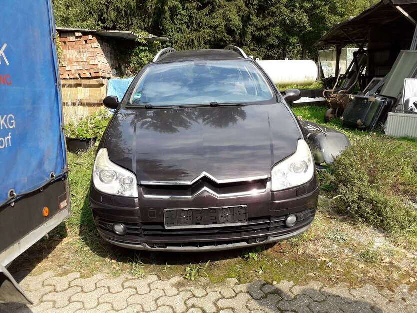 Citroen C5 68.800 km 3.500 € Dūsseldorf 40595