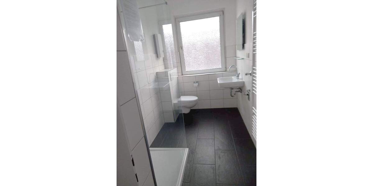 Etagenwohnung Oberhausen Osterfeld-West - 2 Zimmer, 70 m&sup2;, 598&euro; | Angebot:25537316