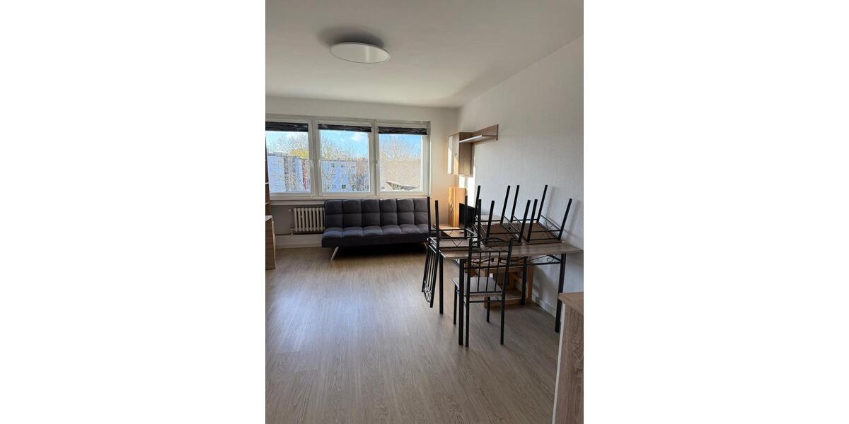 Schöne renovierte Wohnung mit Balkon zimmer