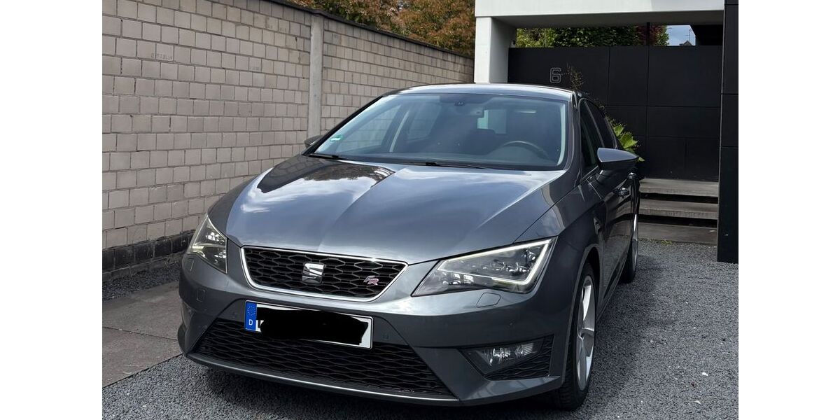 Seat Leon 144.059 km 8.400 &euro; Meerbusch 40668