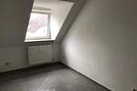 Gut geschnittene Maisonette-Wohnung! XL-Wohnung in GE-Horst im DG sucht Mieter - 4,5 Zi. 85m² im 3.OG 4 zimmer
