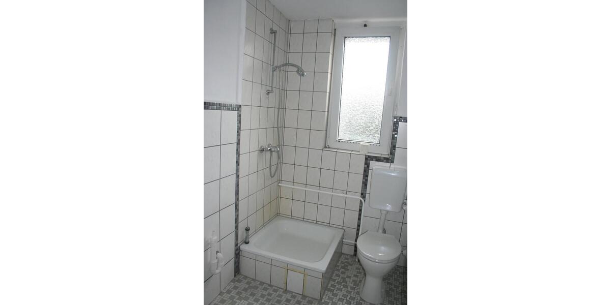 Dachgeschoßwohnung Dinslaken - 1 Zimmer, 52 m&sup2;, 350&euro; | Angebot:25235936