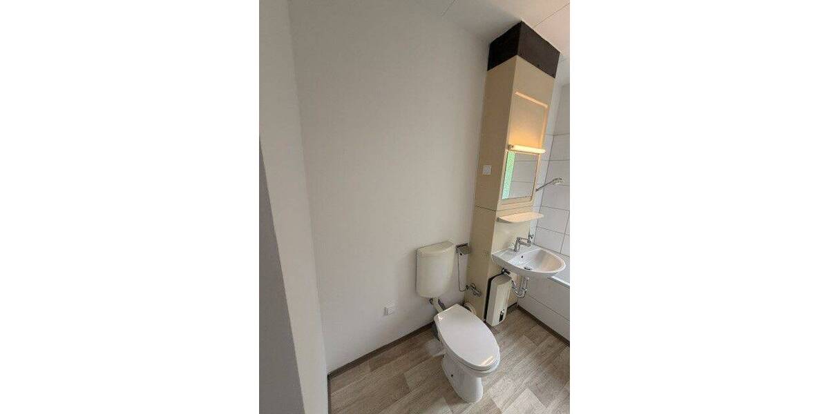 Etagenwohnung Duisburg Obermeiderich - 2 Zimmer, 53 m&sup2;, 399&euro; | Angebot:26903998