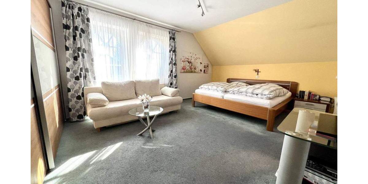 Einfamilienhaus Gladbeck Mitte - 9 Zimmer, 307 m&sup2;, 930.000&euro; | Angebot:25670854