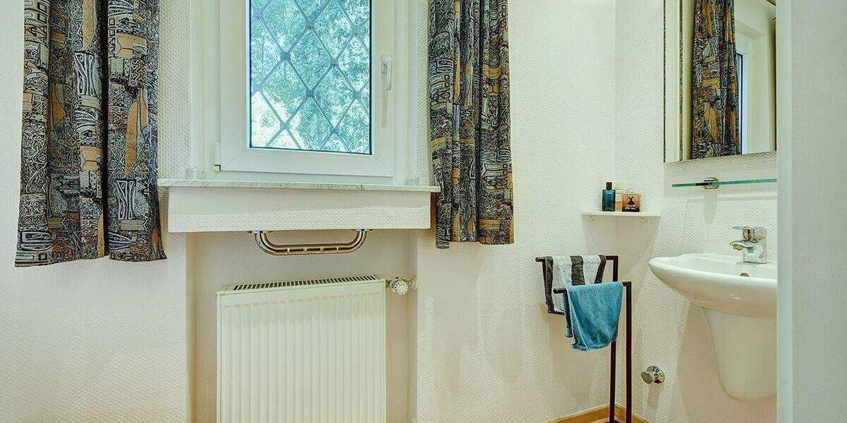 Großzügiges Einfamilienhaus mit weitläufigem Garten und Erweiterungspotenzial 6 zimmer