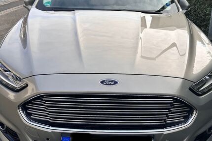 Ford Mondeo 57.700 km 14.200 &euro; Essen 45355