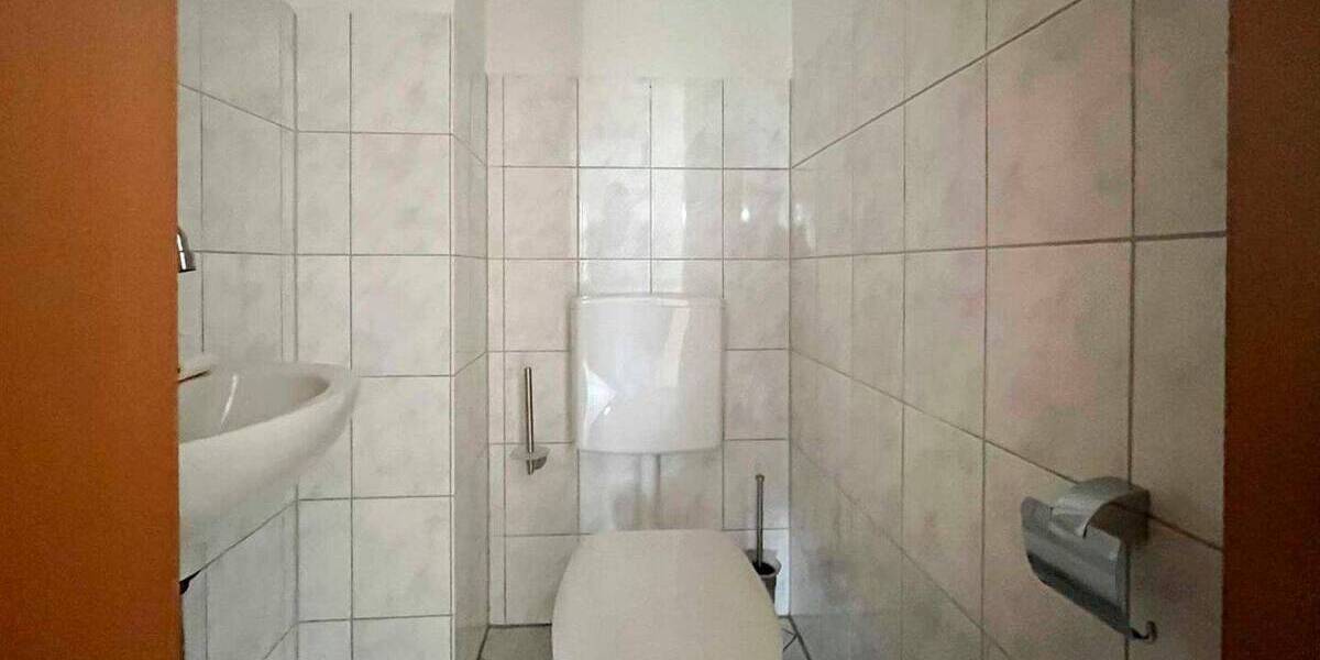 Etagenwohnung Dinslaken Bruch - 6 Zimmer, 152 m&sup2;, 311.000&euro; | Angebot:26790353