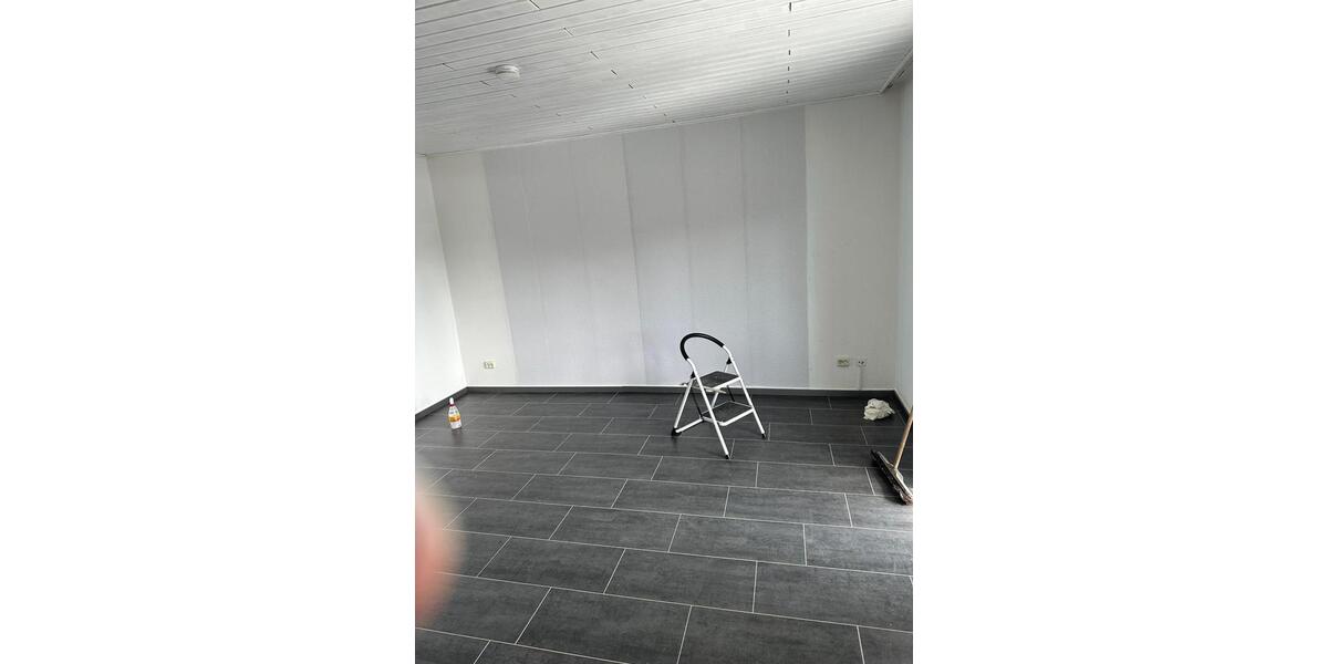 Erdgeschoßwohnung Gladbeck - 4 Zimmer, 85 m&sup2;, 850&euro; | Angebot:26262942