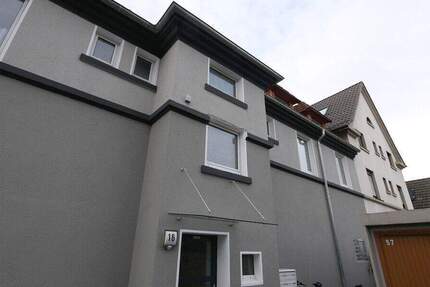 Sehr gepflegte und gemütliche 2,5-Raum-Dachgeschosswohnung in zentraler Lage von Buer-Mitte 2 zimmer