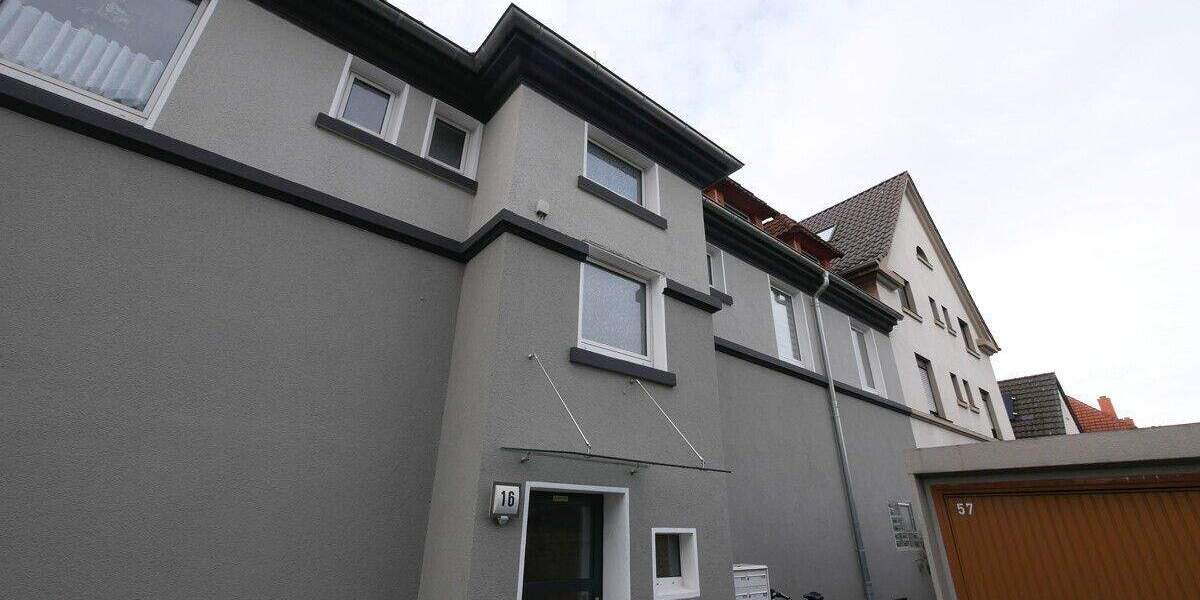 Sehr gepflegte und gemütliche 2,5-Raum-Dachgeschosswohnung in zentraler Lage von Buer-Mitte 2 zimmer