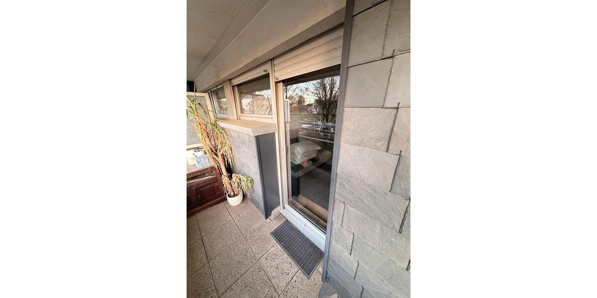 Erdgeschoßwohnung Essen Huttrop - 3 Zimmer, 68 m&sup2;, 169.000&euro; | Angebot:25636930