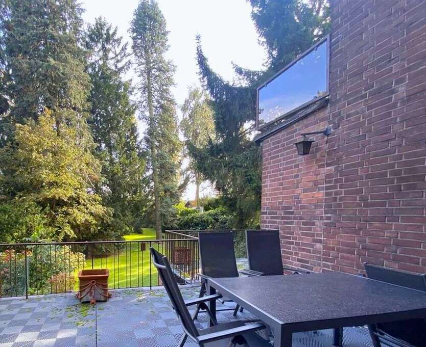 Haus zum Kaufen in Krefeld 580.000 € 285 m²