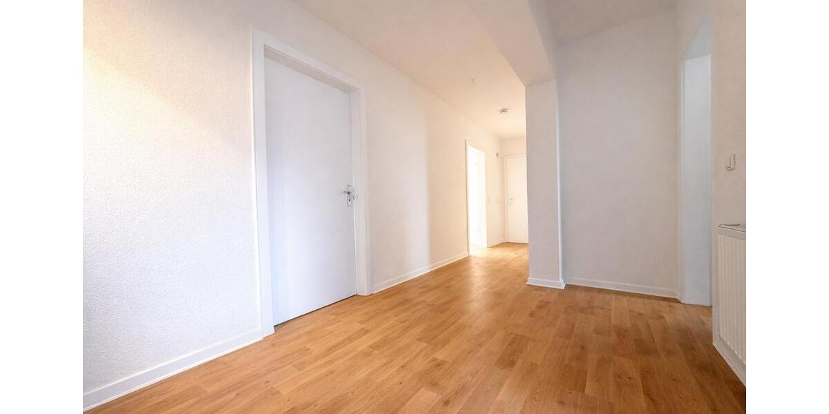 Etagenwohnung Krefeld Cracau - 4 Zimmer, 83 m&sup2;, 664&euro; | Angebot:25491043