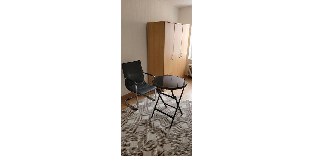 Etagenwohnung Duisburg Laar - 1 Zimmer, 25 m&sup2;, 300&euro; | Angebot:26224997
