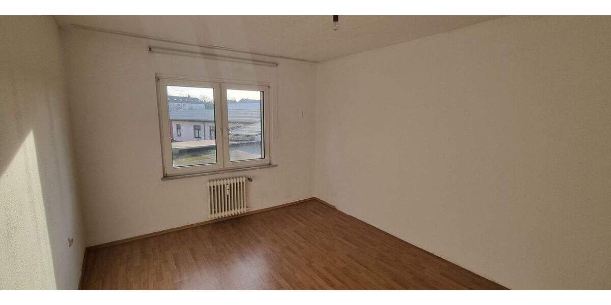 Etagenwohnung Mülheim an der Ruhr Mitte - 2 Zimmer, 49 m&sup2;, 350&euro; | Angebot:24636720