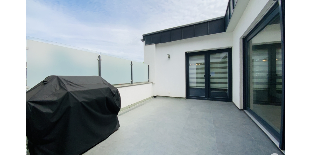 Wohnen auf einer Ebene Moderne, hochwertige 3 Zimmer-Wohnung mit Bungalow-Charakter - Erdgeschoßwohnung Düsseldorf Heerdt | Angebot:26991571