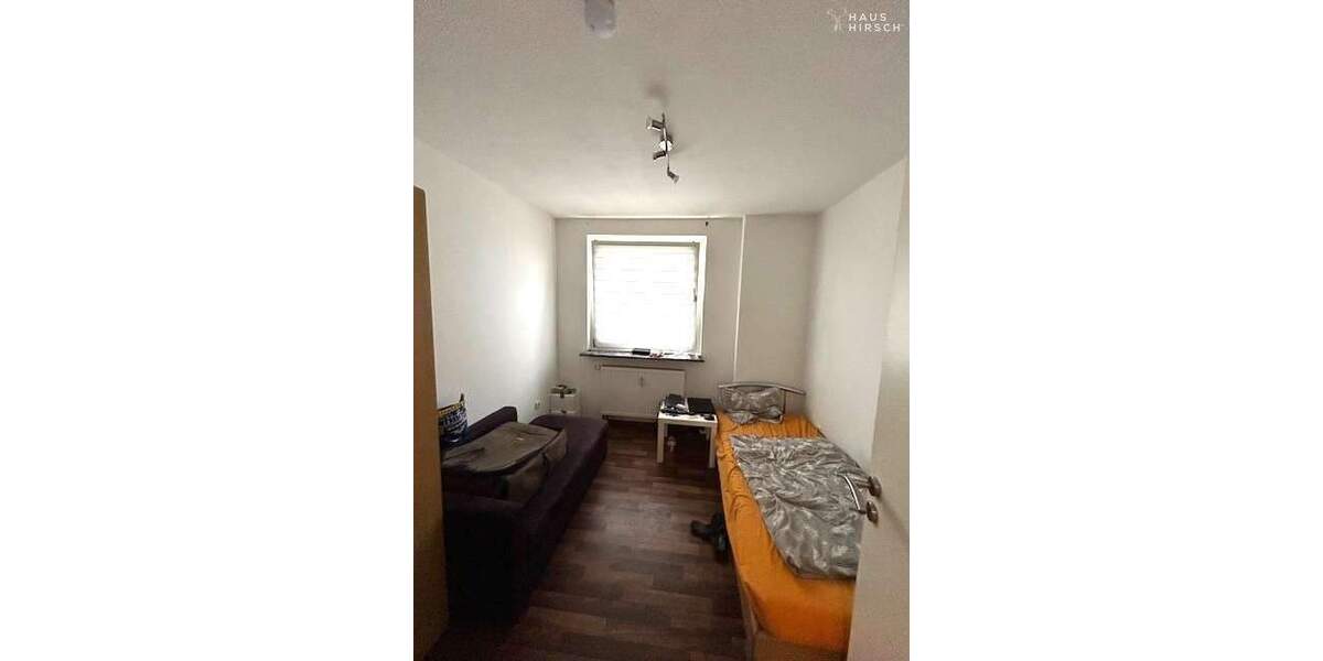 Mehrfamilienhaus mit 5 Stellplätzen und großem Grundstück mit Carport 1 zimmer