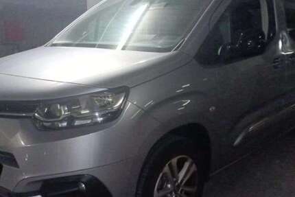 Toyota Proace 4.000 km 28.440 &euro; Oberhausen 46149