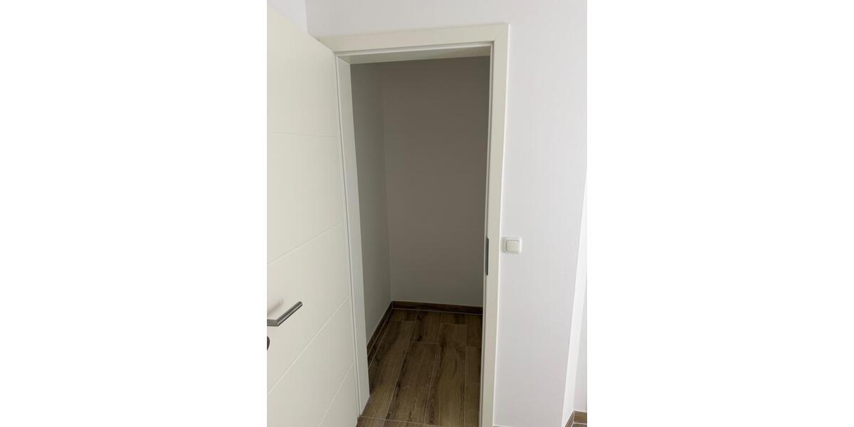 Erdgeschoßwohnung Gelsenkirchen Gelsenkirchen-Mitte - 2 Zimmer, 60 m&sup2;, 500&euro; | Angebot:26408164