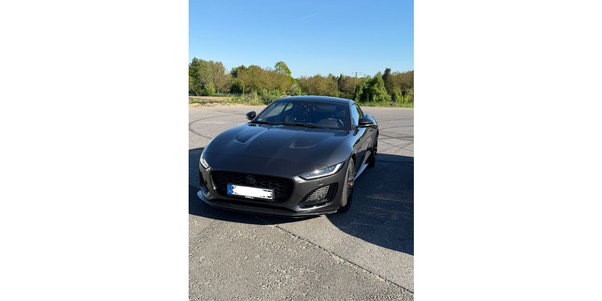 Jaguar F-Type 9.200 km 94.500 &euro; Mettmann 40822