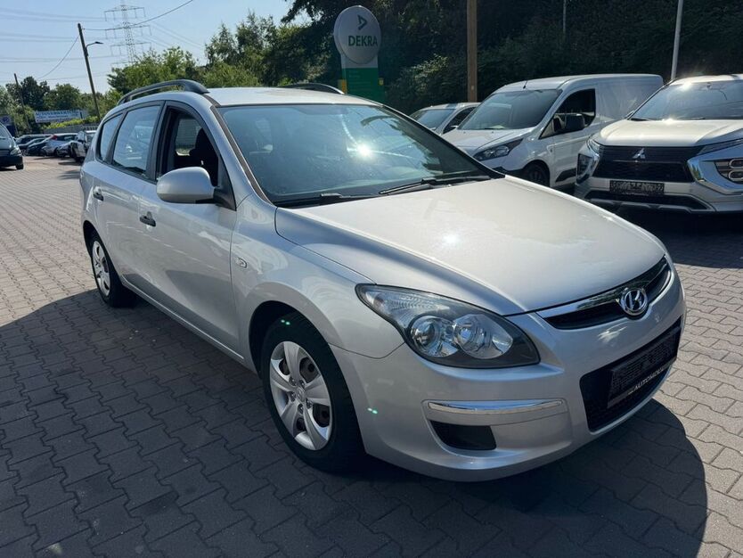 Hyundai i30 214.000 km 2.990 € Bottrop 46238