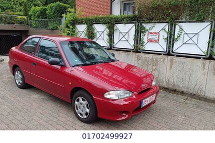 Hyundai Accent 85.000 km 1.490 &euro; Oberhausen 46145