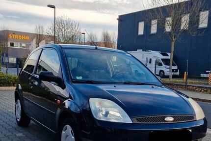 Ford Fiesta 124.000 km 2.500 &euro; Düsseldorf 40474