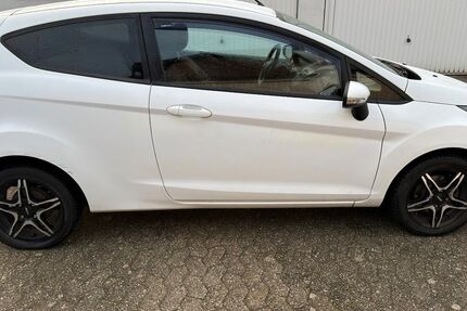 Ford Fiesta 138.000 km 3.400 &euro; Krefeld 47839