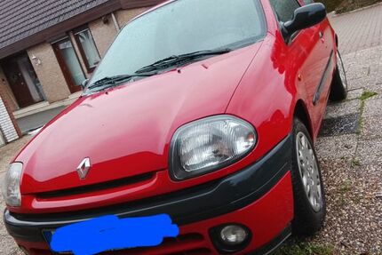 Renault Clio 86.000 km 2.650 &euro; Wesel 46485