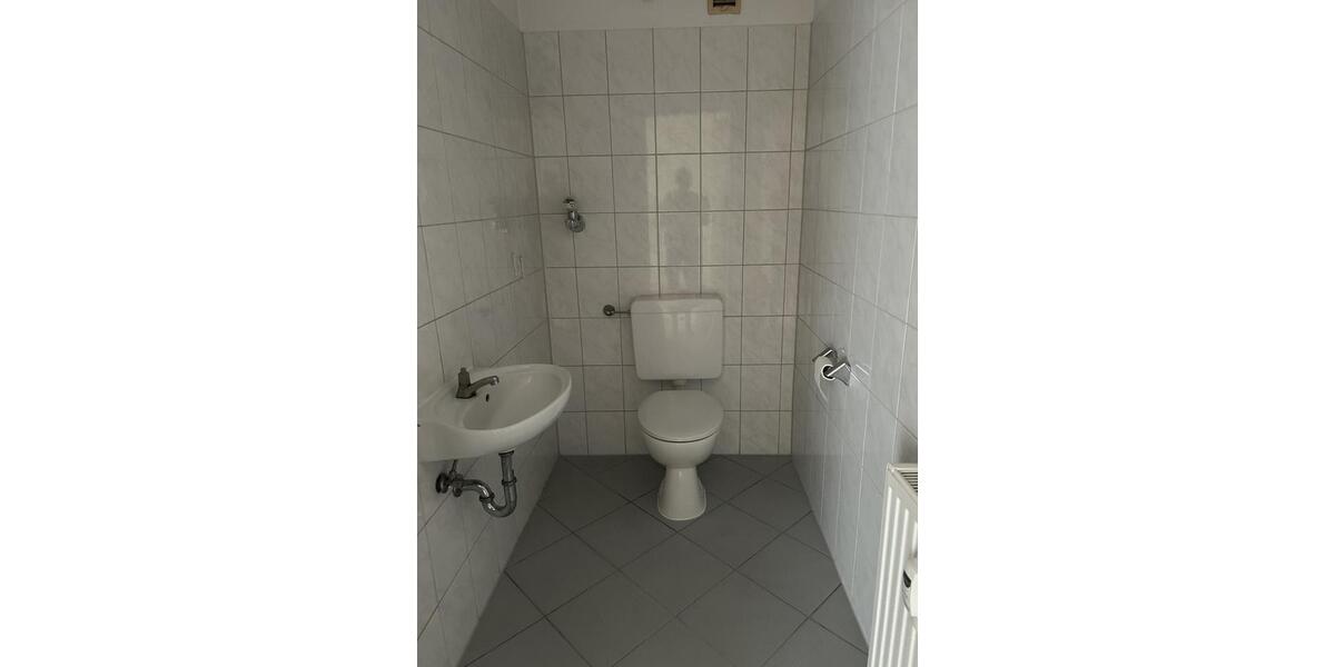 Dachgeschoßwohnung Duisburg Walsum - 4.5 Zimmer, 87 m&sup2;, 474&euro; | Angebot:26391507