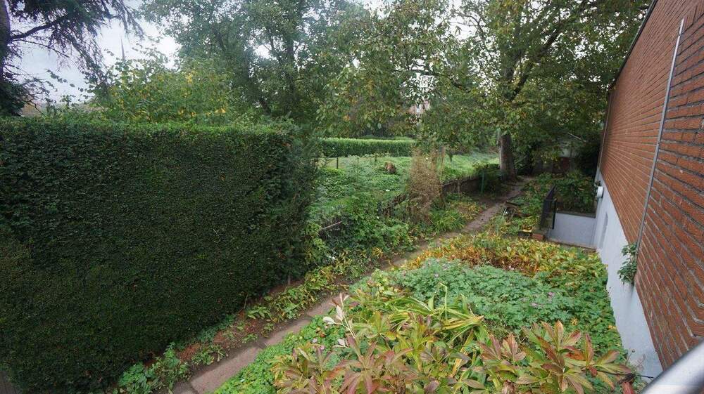 Bungalow Moers Hochstraß - 5 Zimmer, 186 m&sup2;, 424.000&euro; | Angebot:25191022