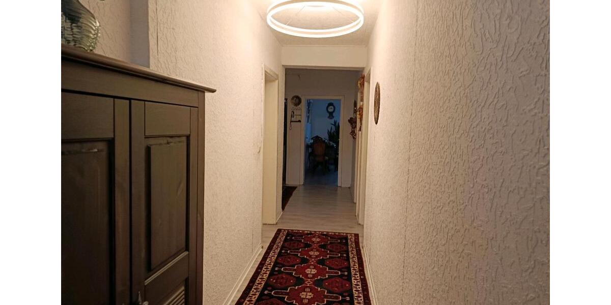 Erdgeschoßwohnung Duisburg Rheinhausen - 4 Zimmer, 95 m&sup2;, 1.100&euro; | Angebot:26384335
